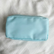 Load image into Gallery viewer, Baby Blue Zip Bag