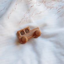 Load image into Gallery viewer, Harry&#39;s Little Wooden Car